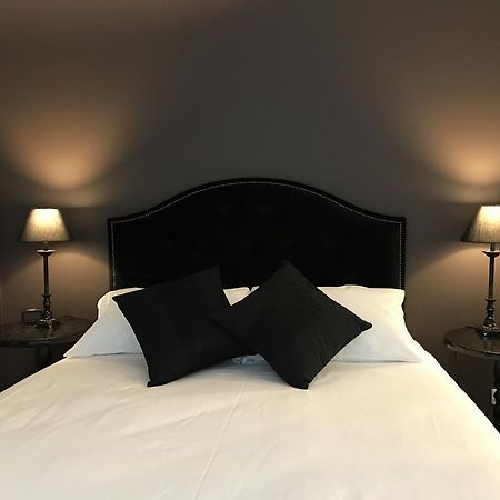 Indulge At Daylesford Villa Exterior photo