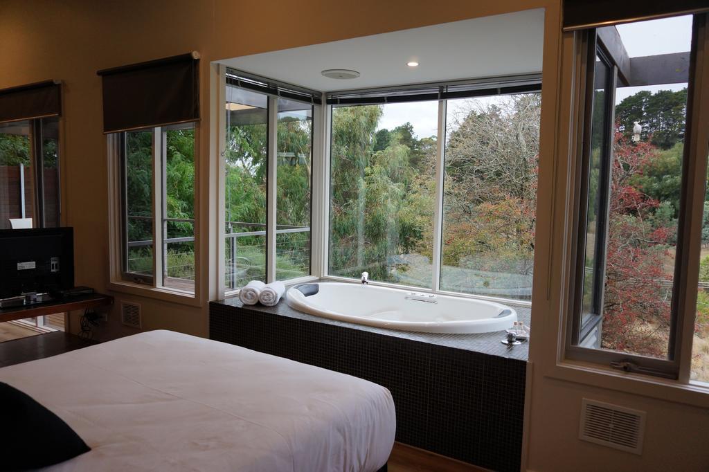 Indulge At Daylesford Villa Exterior photo